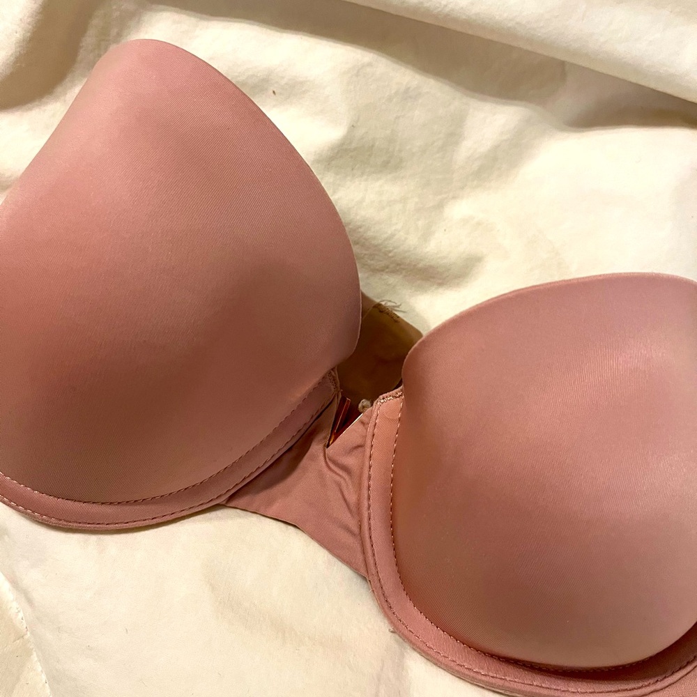 Strapless bra